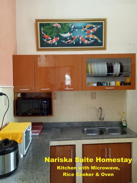 Nariska Suite Homestay ジョグジャカルタ エクステリア 写真